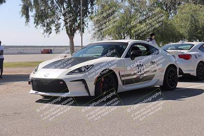 media/Oct-18-2025-Speed Ventures (Sat) [[8b3b7cf525]]/Around the Pits/